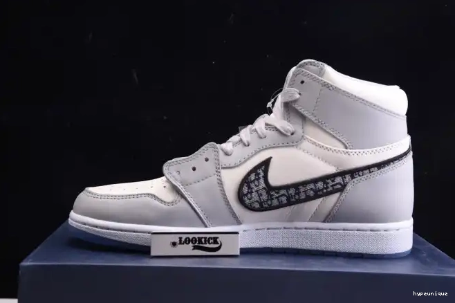 HYPE (DR CN8607-002 Retro 1 DR Jordan box) shoe High x 0407
